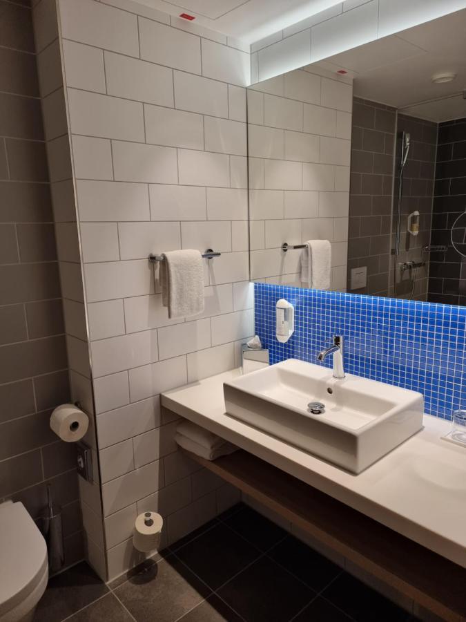 Holiday Inn Express - Wiesbaden By Ihg Exterior foto