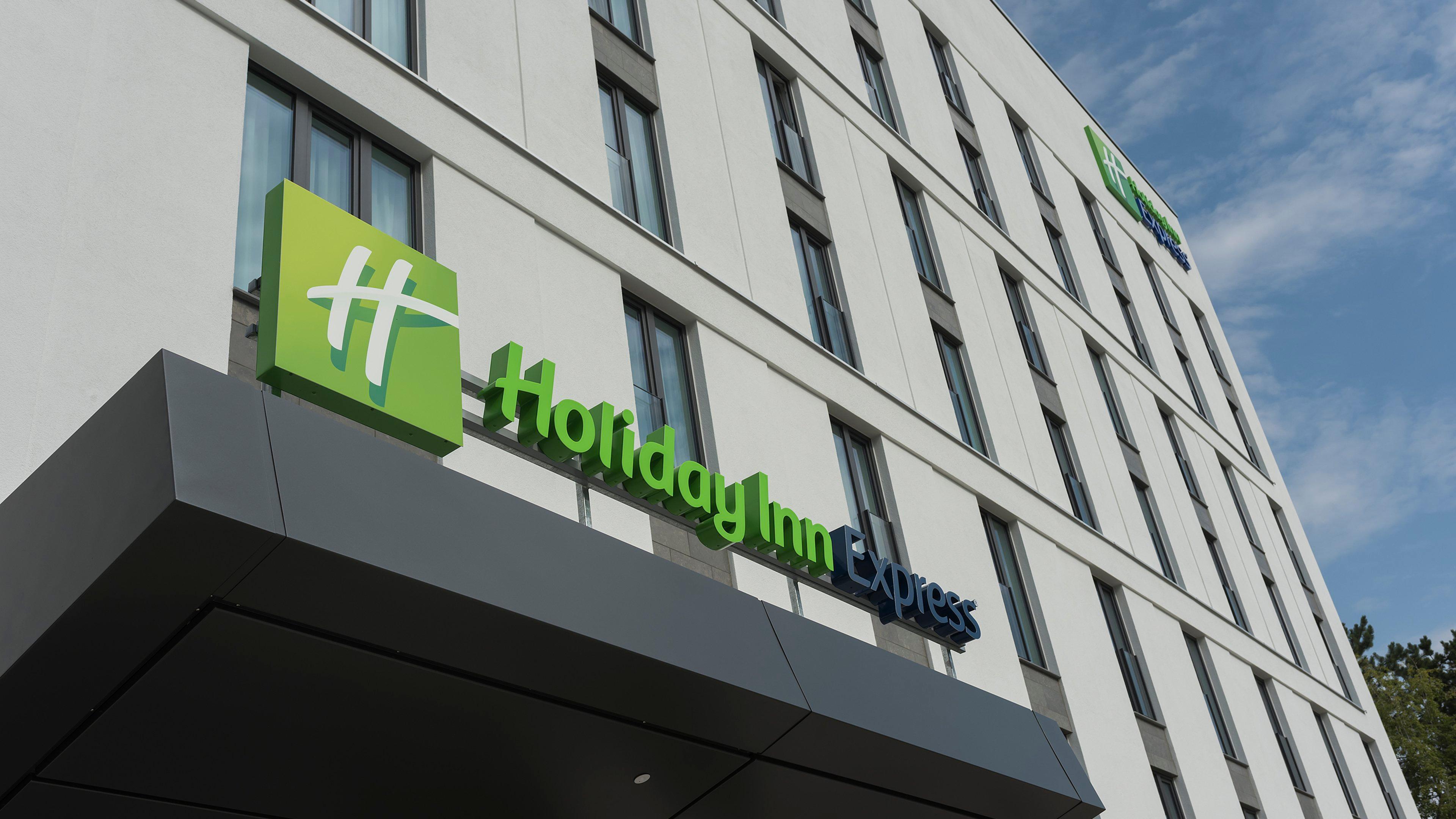 Holiday Inn Express - Wiesbaden By Ihg Exterior foto